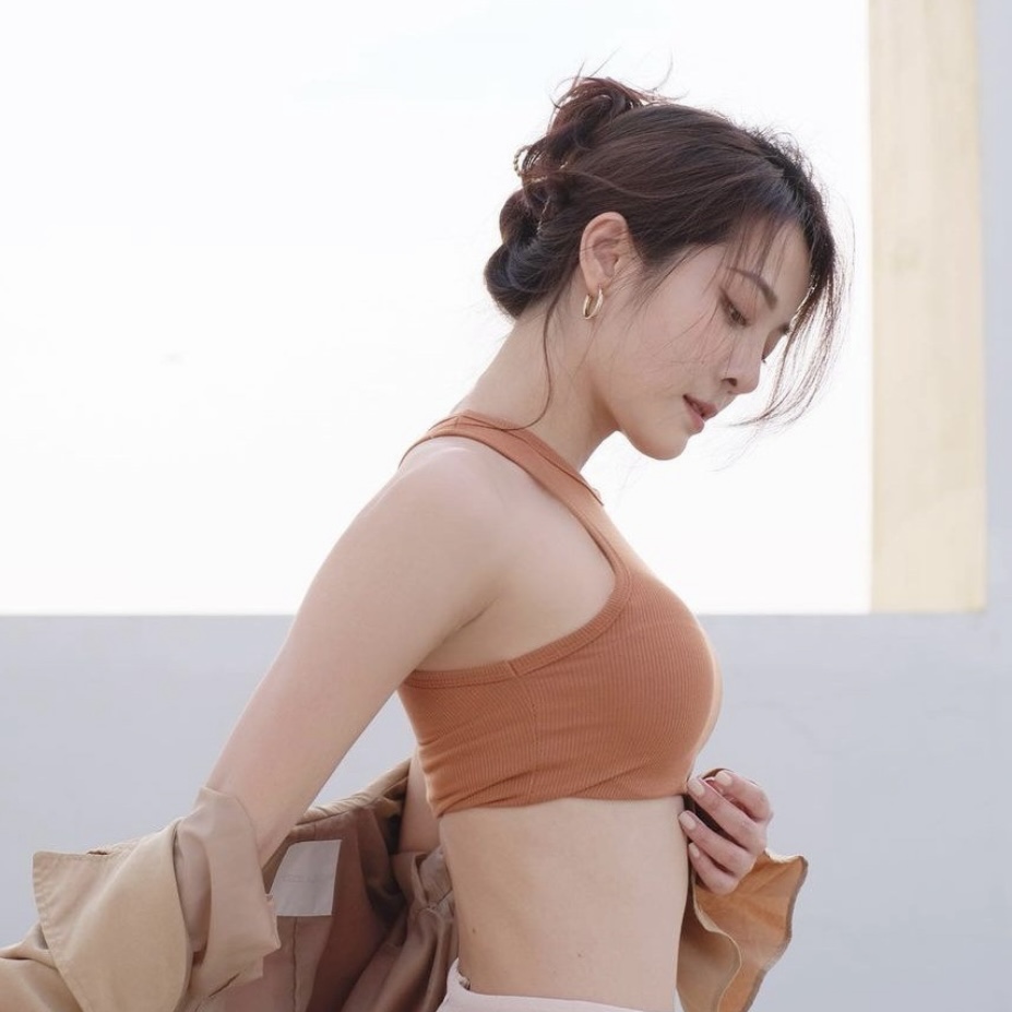 <p>NTP 在线轰炸机电话软件是利用网络时间协议（NTP）来实施分布式拒绝服务（在线轰炸机电话软件）攻击的一种攻击方式。攻击者利用NTP协议的漏洞，向受害者发送大量的NTP请求，导致目标服务器无法正常运行从而导致拒绝服务。</p>